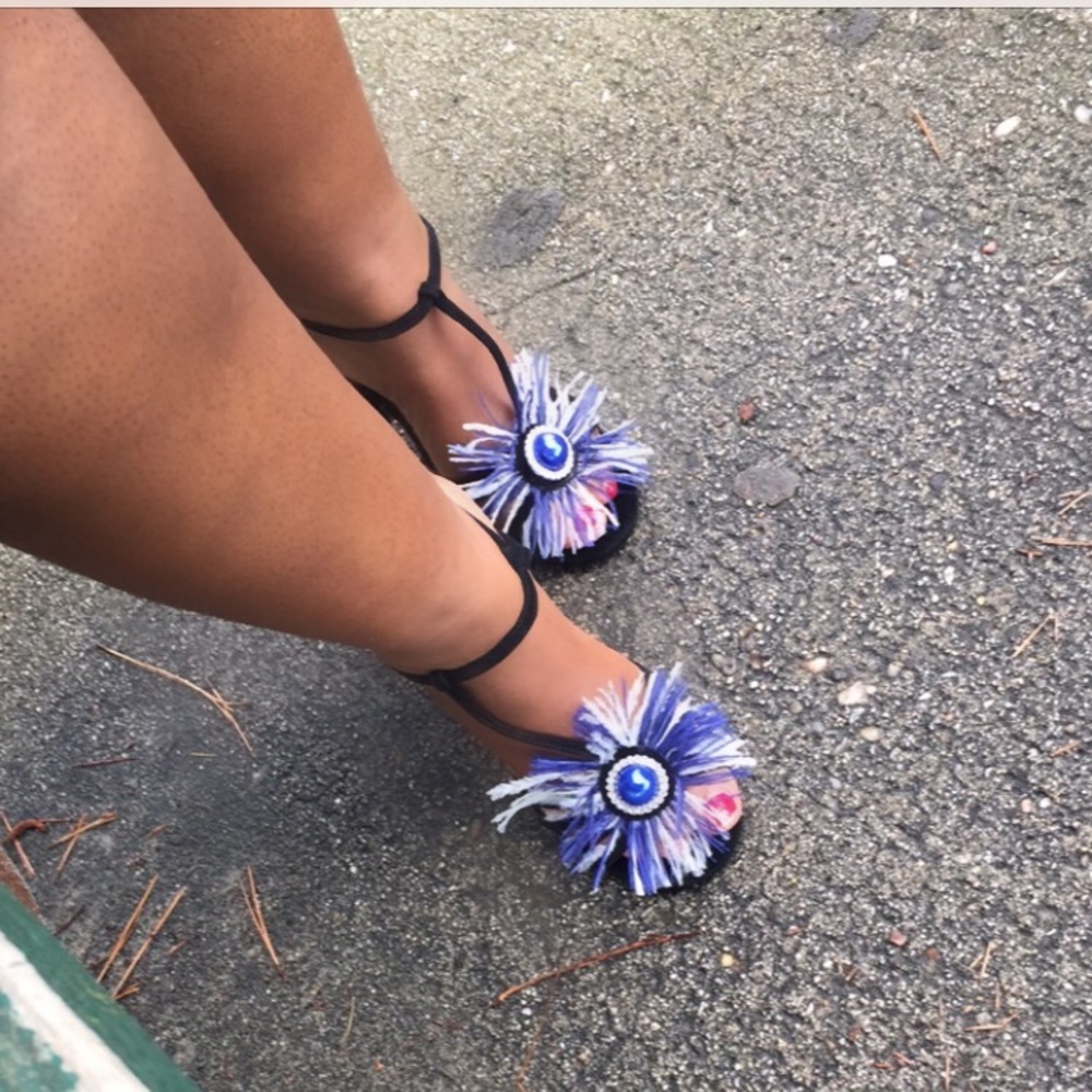 ✅💙Turning Heads💙✅